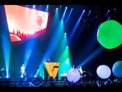 1m 80cm 50cm RGB LED 발광 볼: 대규모 행사, 콘서트 및 음악 축제에 적합