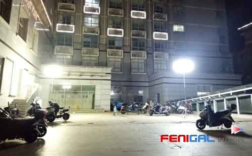 200W 반짝이 없는 삼각형 LED 풍선 산업 구조 조명 솔루션